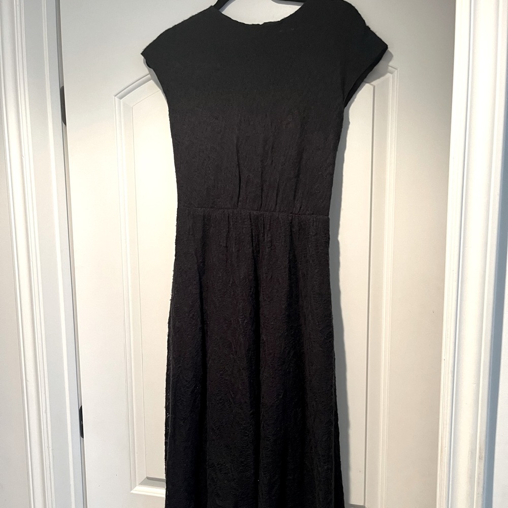 Black Halo fully lined black knit a line dress size 2 barely worn